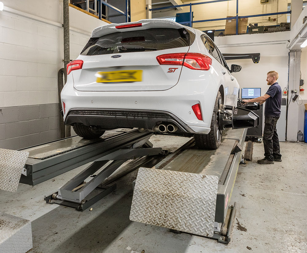 4 Wheel Alignment 